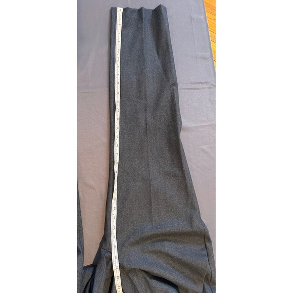 Prada Milano Women's Grey Wool Blend Tailored Cropped Dress Pants IT 46 US 10 - Picture 7 of 7